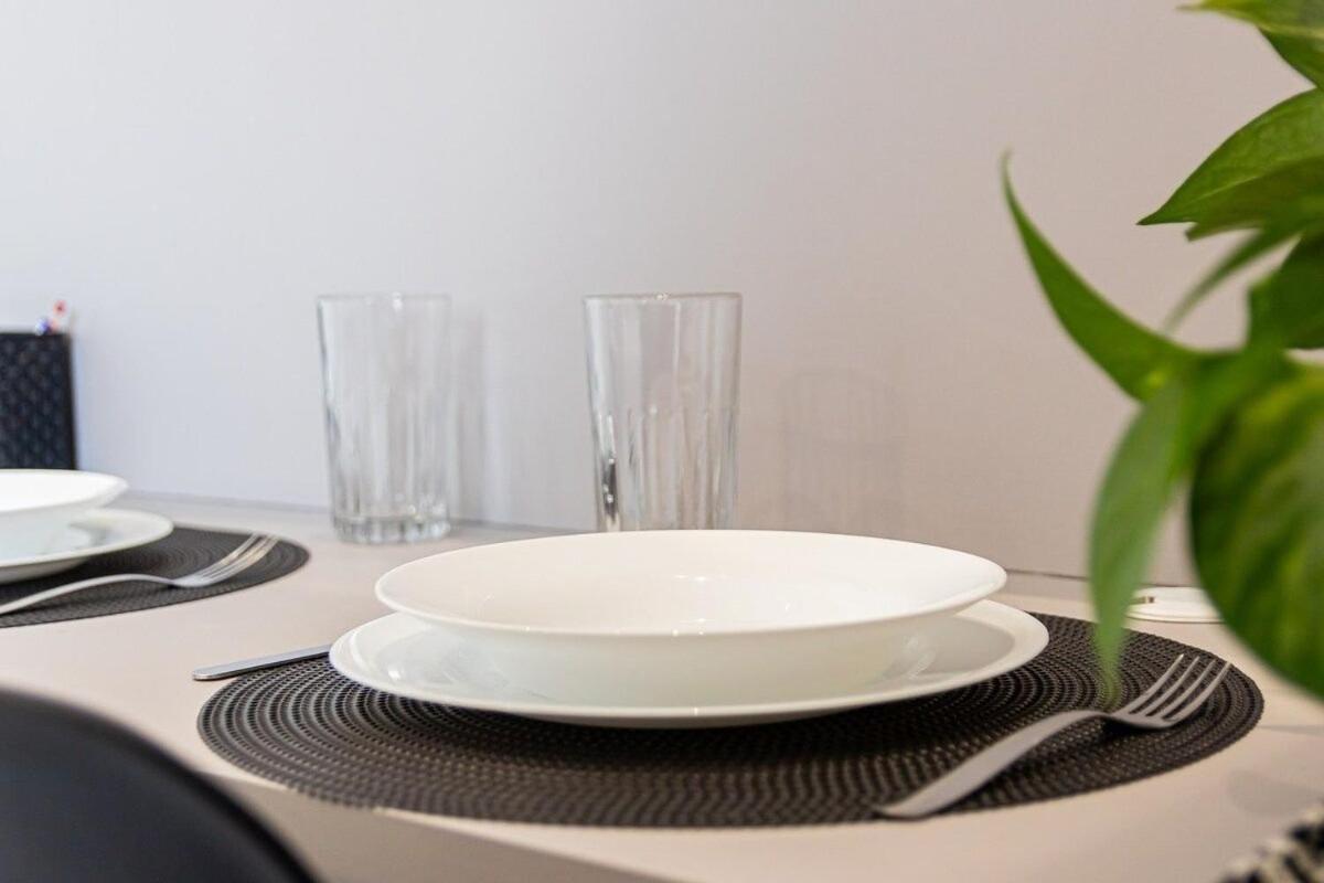 Luxuoso No Metro Belem/h. Cema Apartamento